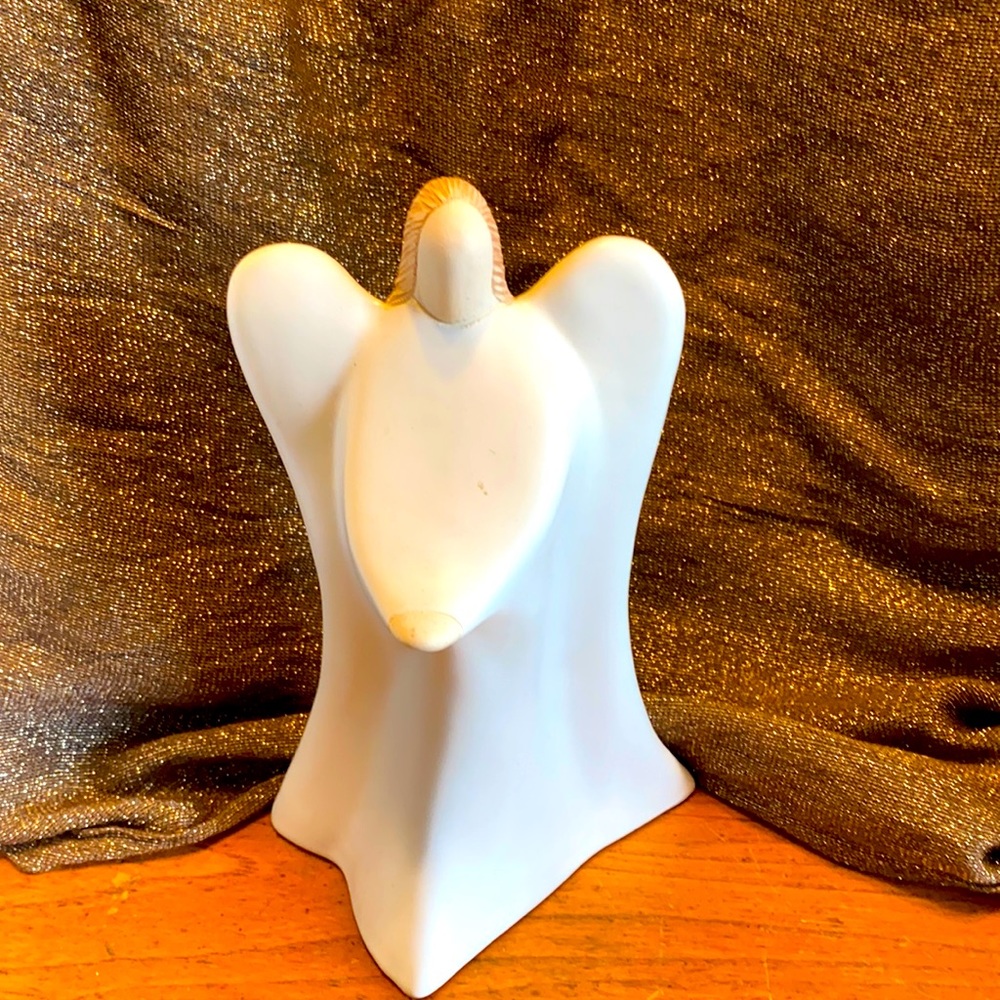 1999 Jack Black cream pottery peace angel figurine